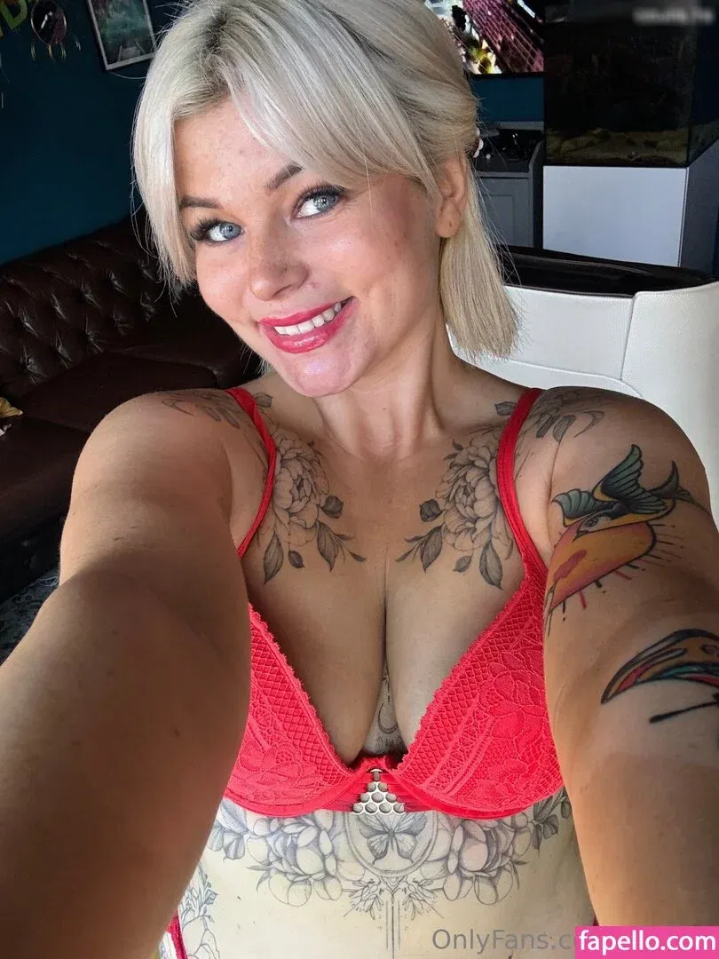 Lilouluv Onlyfans Photo Gallery 