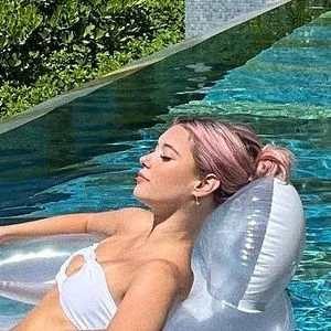 SarahfuckingSnyder Onlyfans Photo Gallery 