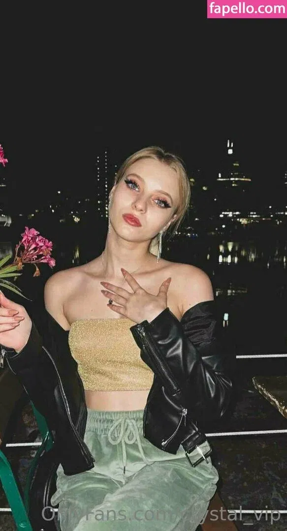 crystal_vip Onlyfans Photo Gallery 