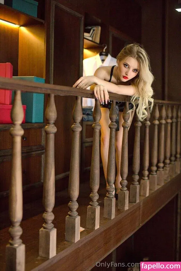 crystal_vip Onlyfans Photo Gallery 