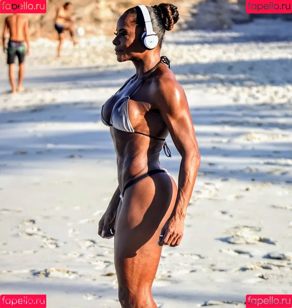 Adriana Bombom Onlyfans Photo Gallery 