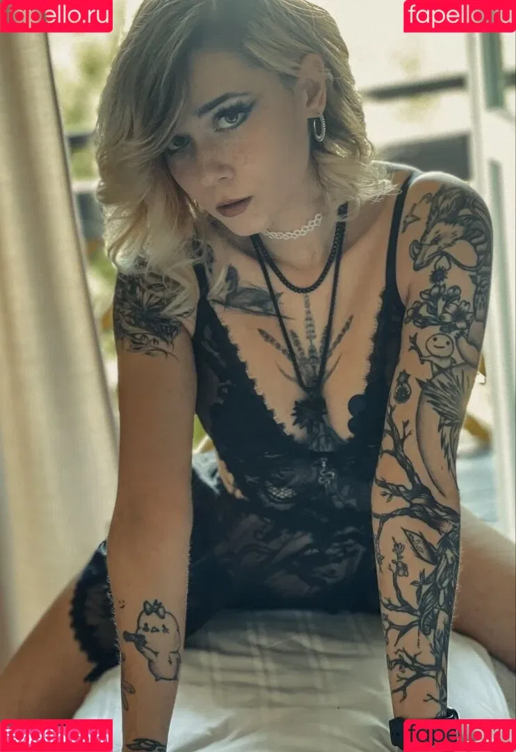 Facialize Me Onlyfans Photo Gallery 