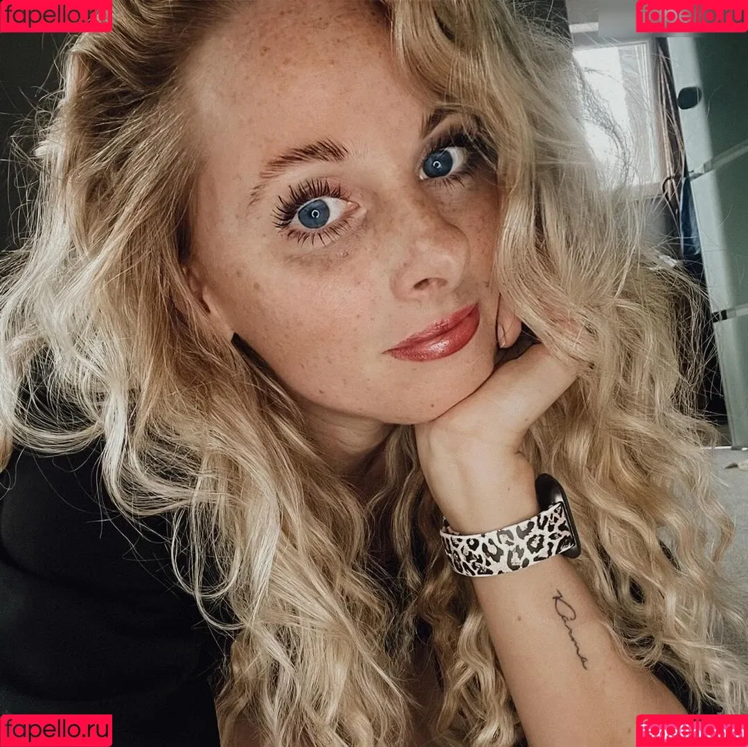 Facialize Me Onlyfans Photo Gallery 