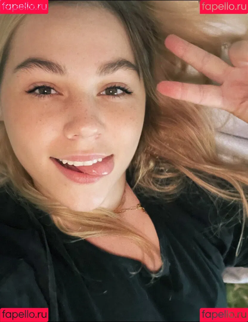Facialize Me Onlyfans Photo Gallery 