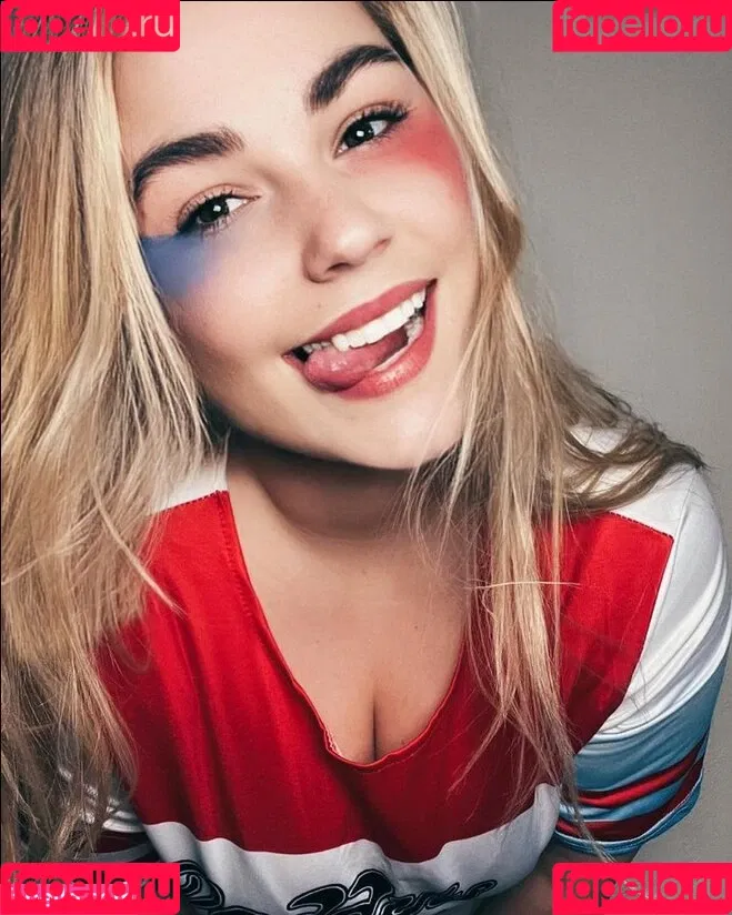 Facialize Me Onlyfans Photo Gallery 