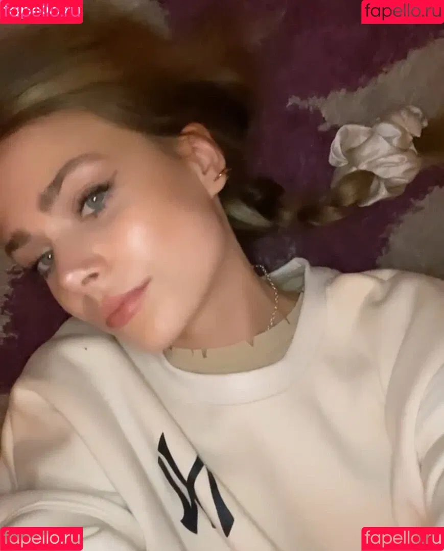 Facialize Me Onlyfans Photo Gallery 