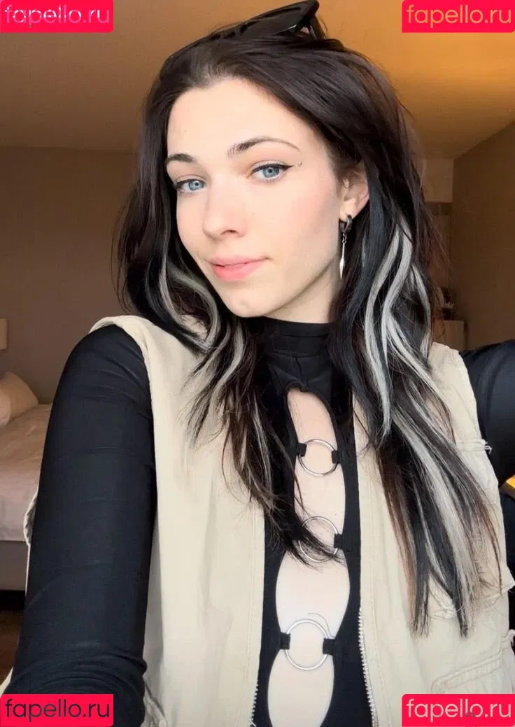 Facialize Me Onlyfans Photo Gallery 