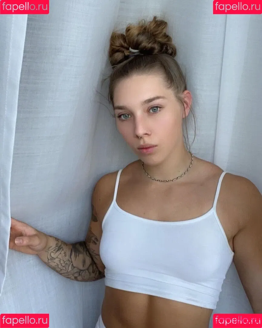 Facialize Me Onlyfans Photo Gallery 