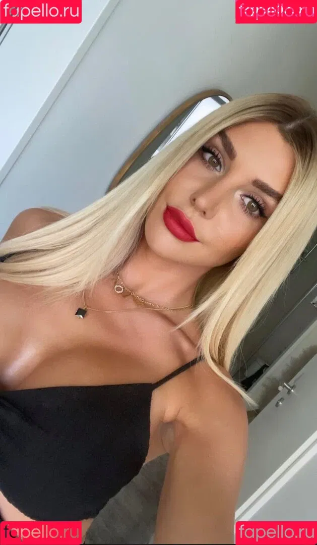 Facialize Me Onlyfans Photo Gallery 