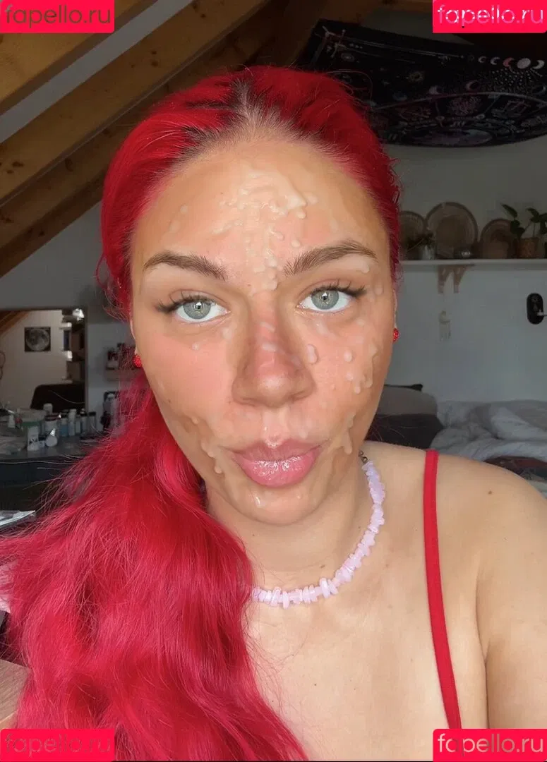 Facialize Me Onlyfans Photo Gallery 