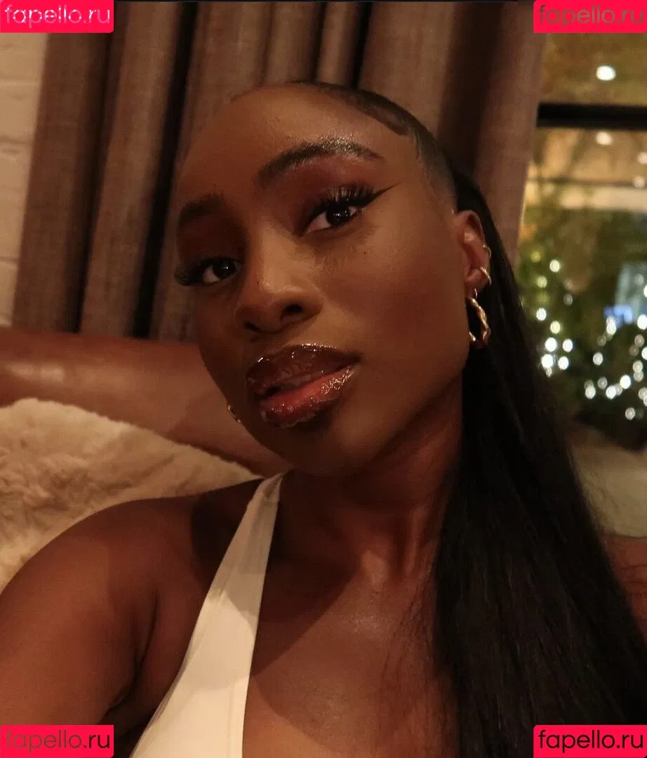 Facialize Me Onlyfans Photo Gallery 