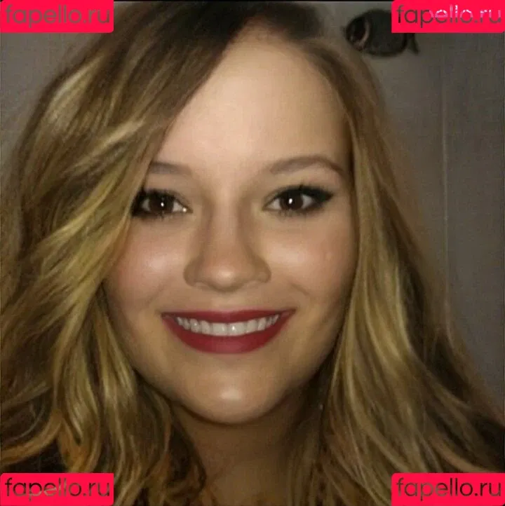 Facialize Me Onlyfans Photo Gallery 