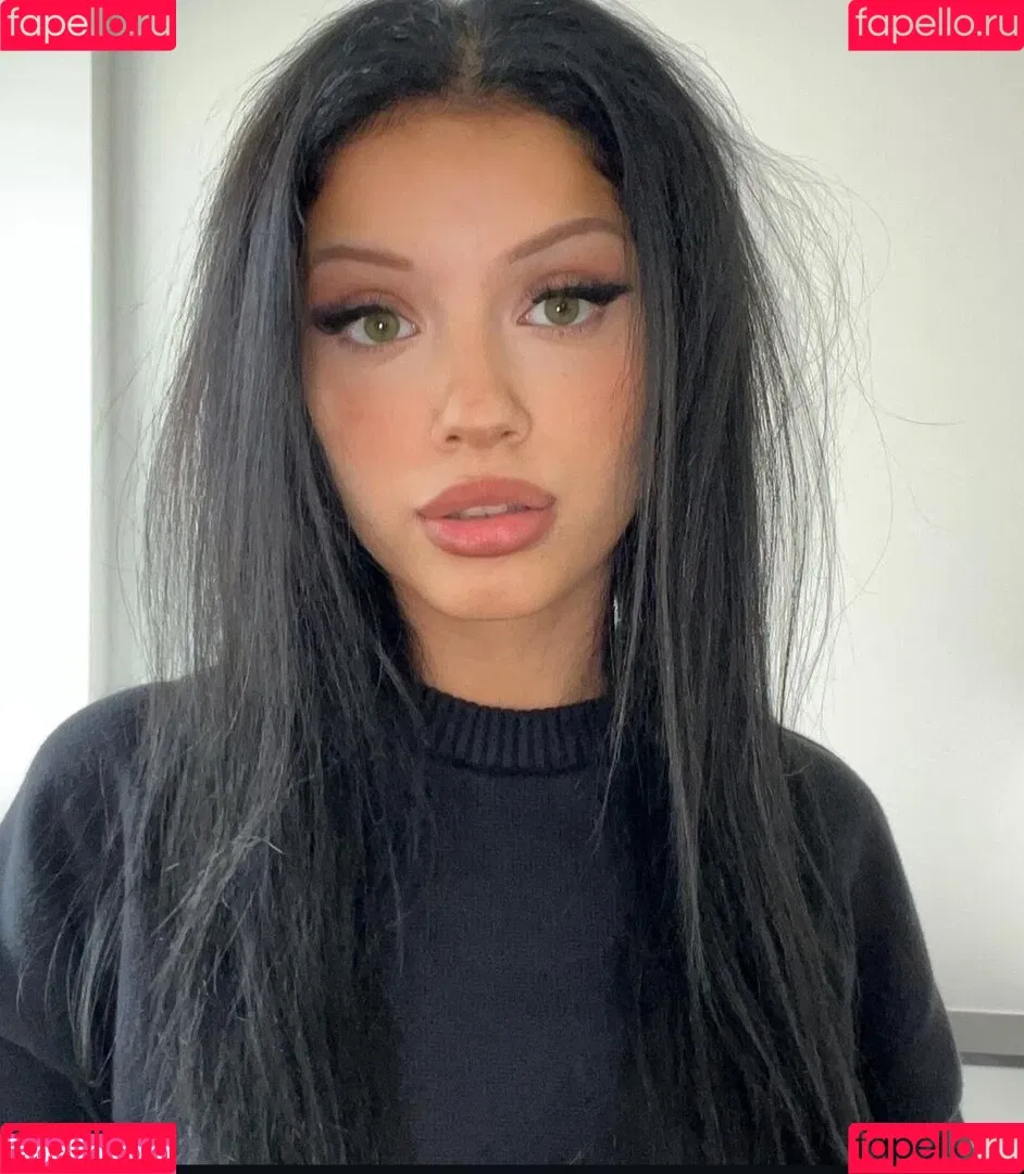 Facialize Me Onlyfans Photo Gallery 