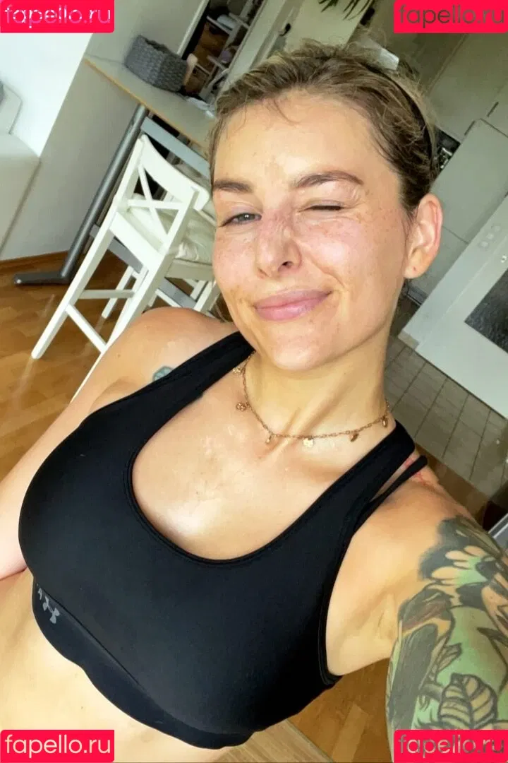 Facialize Me Onlyfans Photo Gallery 