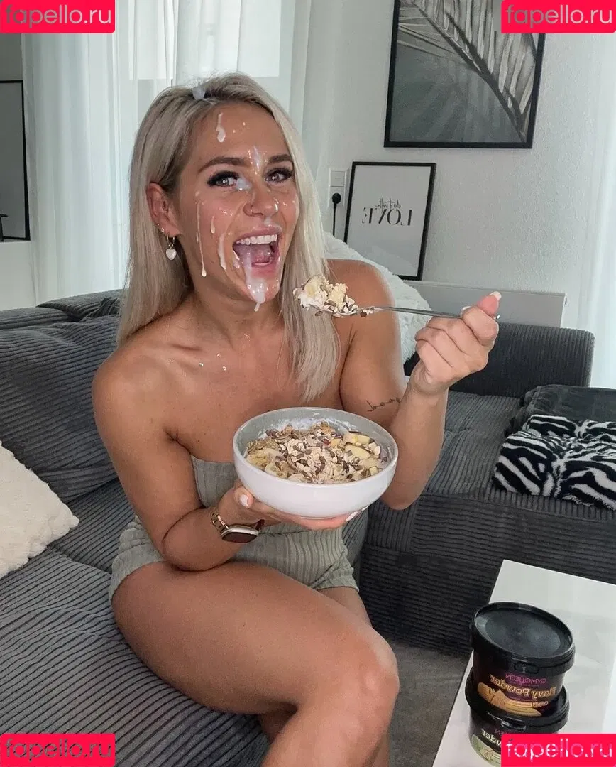 Facialize Me Onlyfans Photo Gallery 