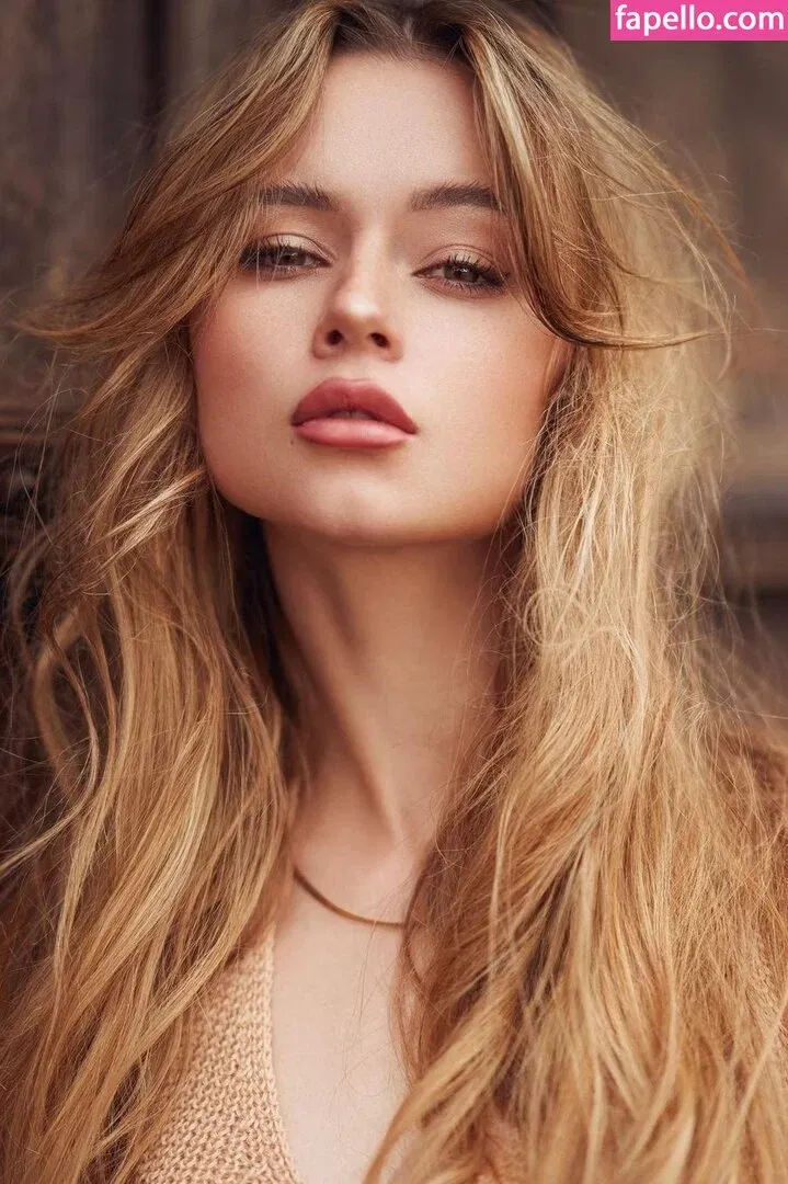 Facialize Me Onlyfans Photo Gallery 