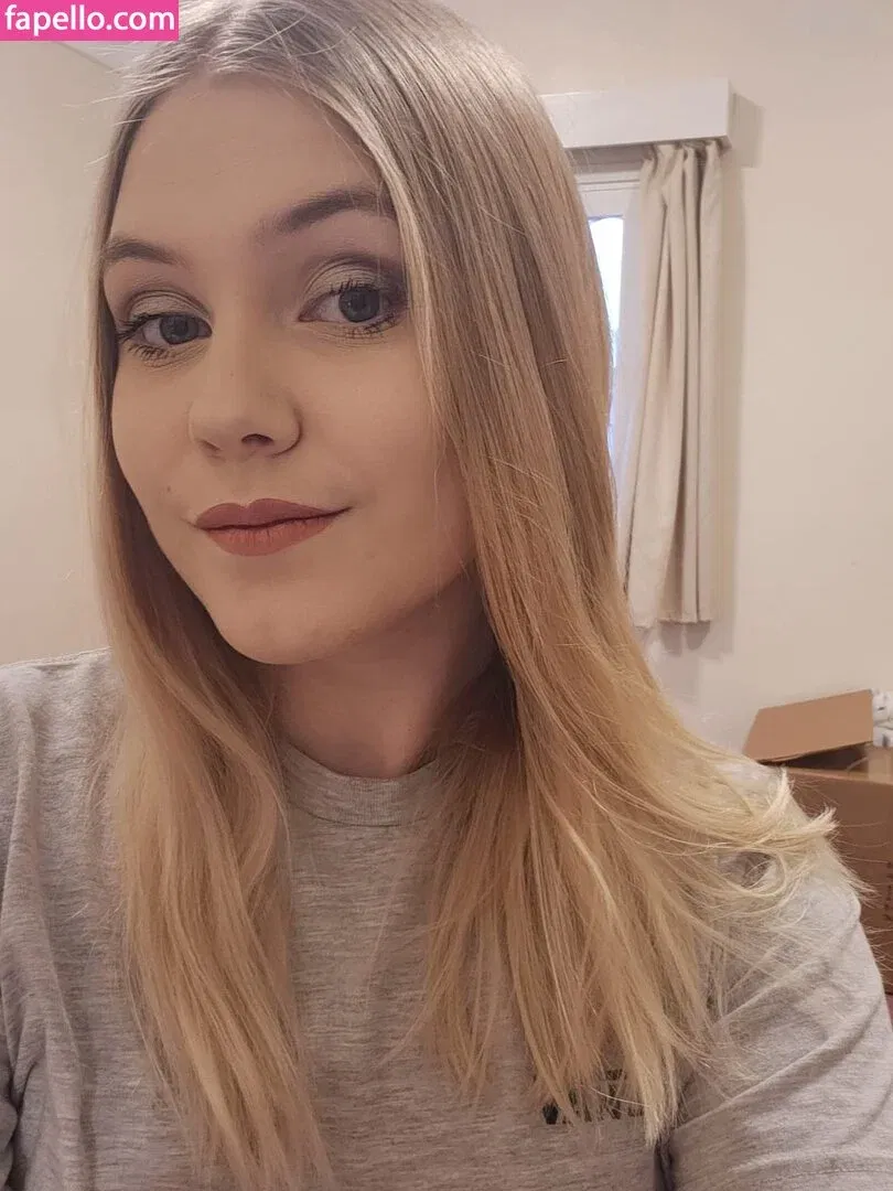 Facialize Me Onlyfans Photo Gallery 