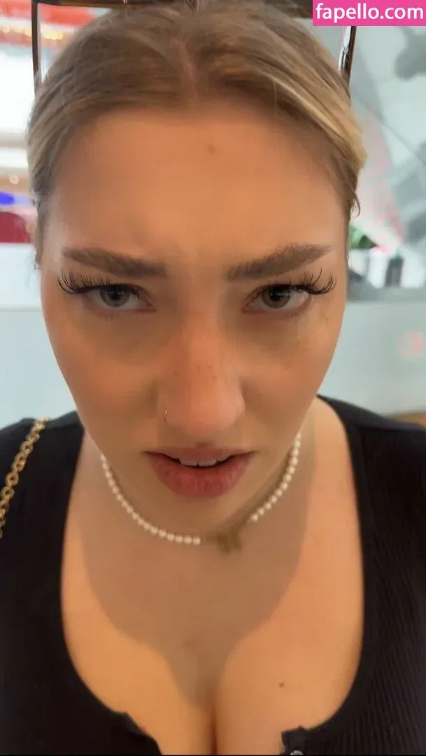 Facialize Me Onlyfans Photo Gallery 