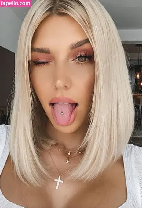 Facialize Me Onlyfans Photo Gallery 