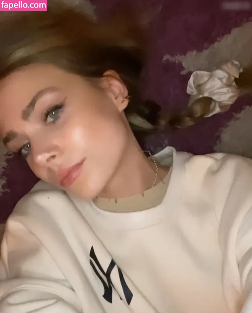 Facialize Me Onlyfans Photo Gallery 