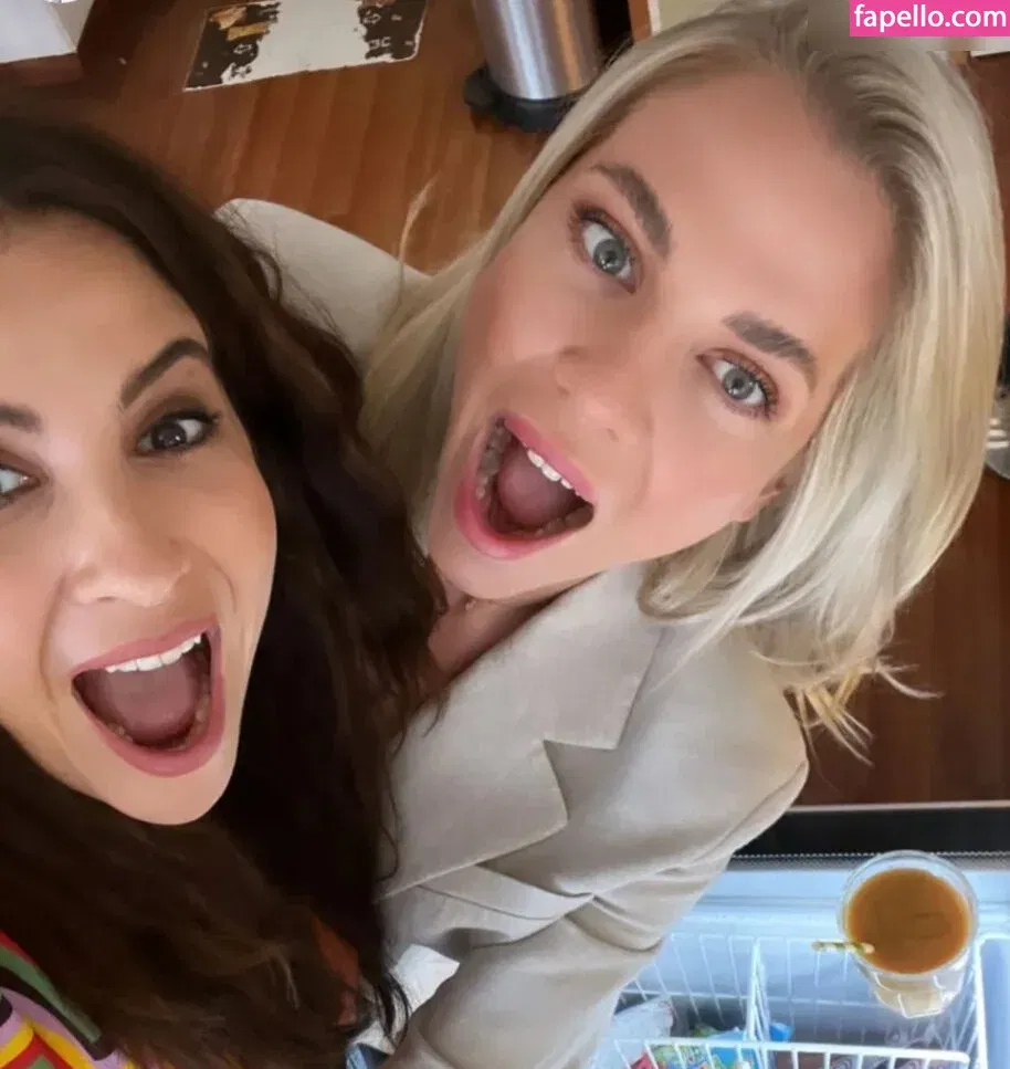 Facialize Me Onlyfans Photo Gallery 