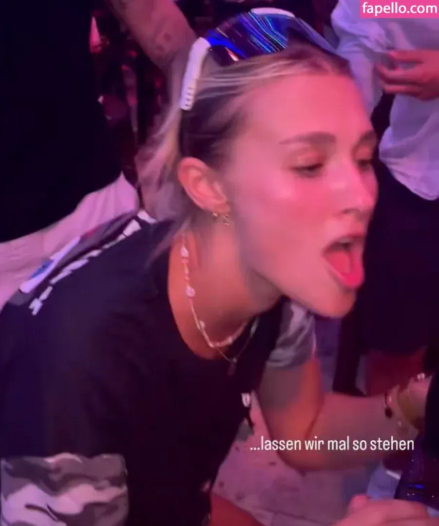 Facialize Me Onlyfans Photo Gallery 