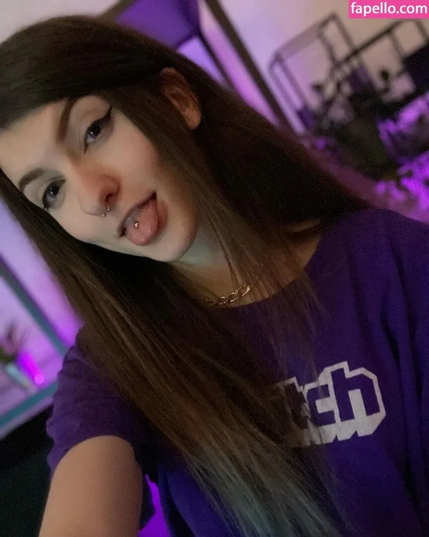 Facialize Me Onlyfans Photo Gallery 