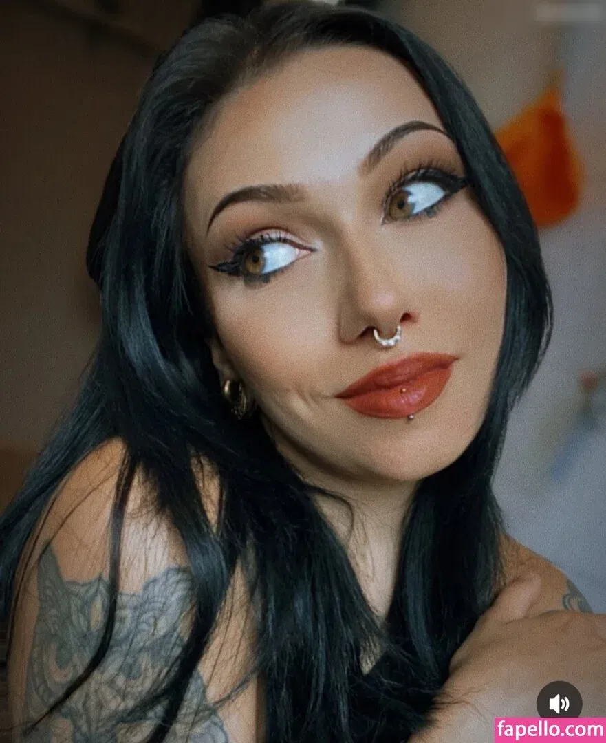 Facialize Me Onlyfans Photo Gallery 