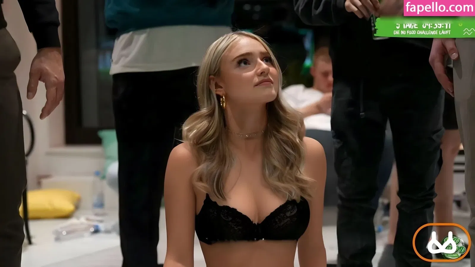 Facialize Me Onlyfans Photo Gallery 