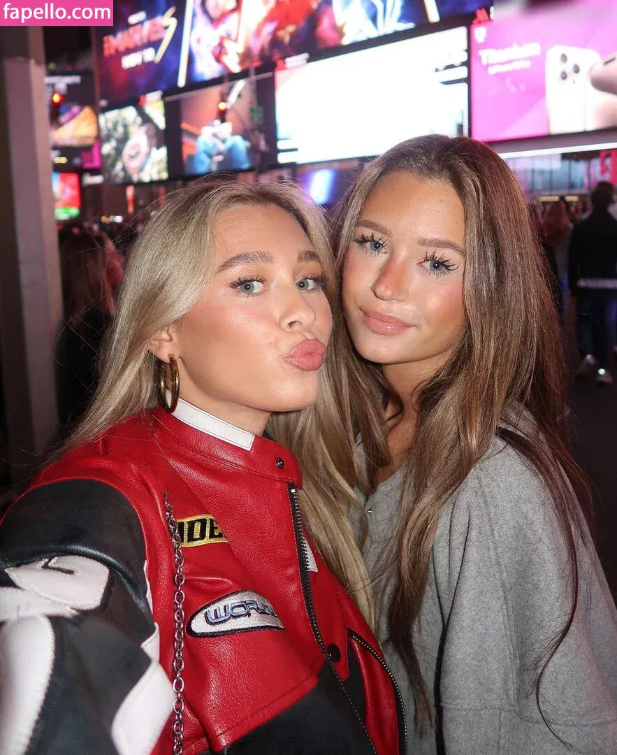 Facialize Me Onlyfans Photo Gallery 