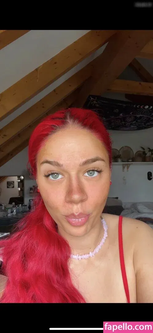 Facialize Me Onlyfans Photo Gallery 