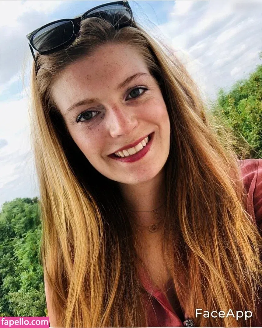 Facialize Me Onlyfans Photo Gallery 