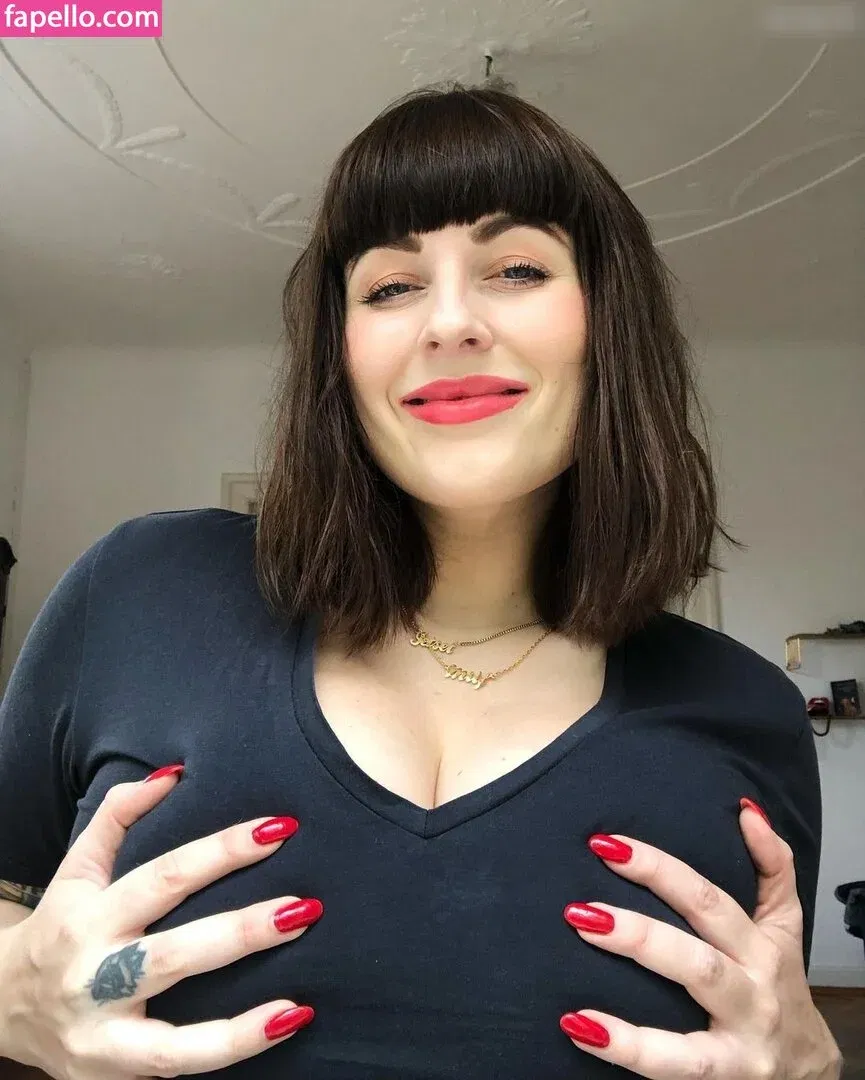 Facialize Me Onlyfans Photo Gallery 