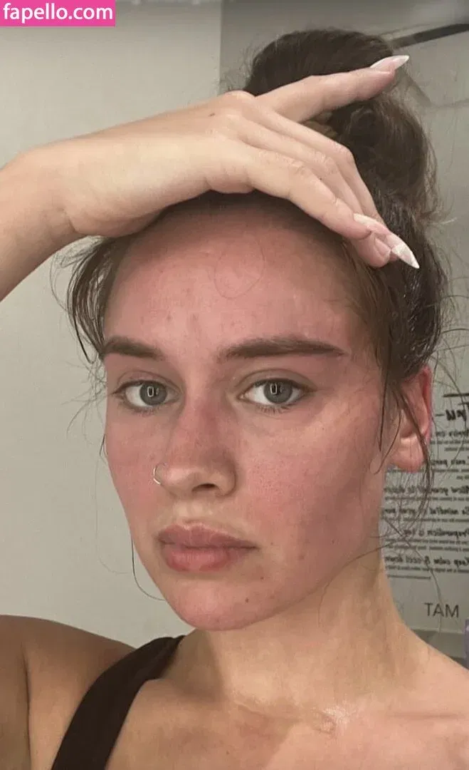 Facialize Me Onlyfans Photo Gallery 