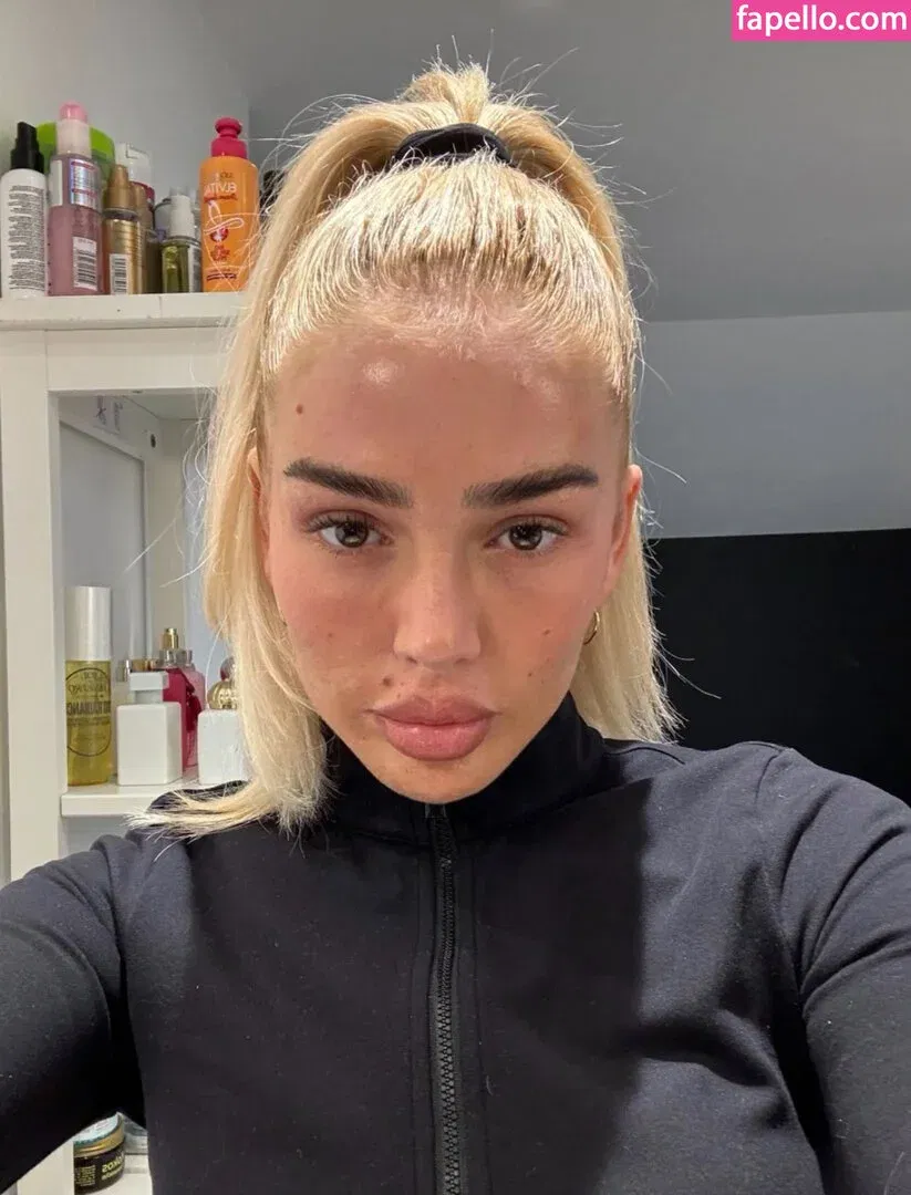 Facialize Me Onlyfans Photo Gallery 