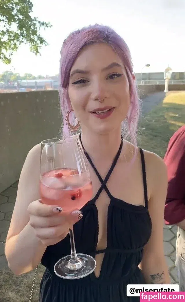 Facialize Me Onlyfans Photo Gallery 