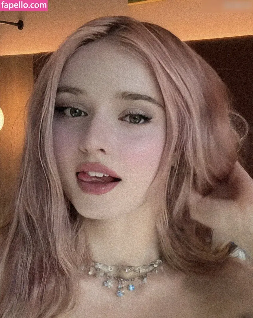 Facialize Me Onlyfans Photo Gallery 