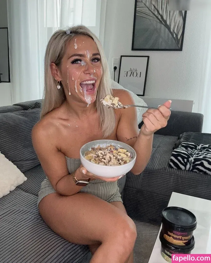 Facialize Me Onlyfans Photo Gallery 