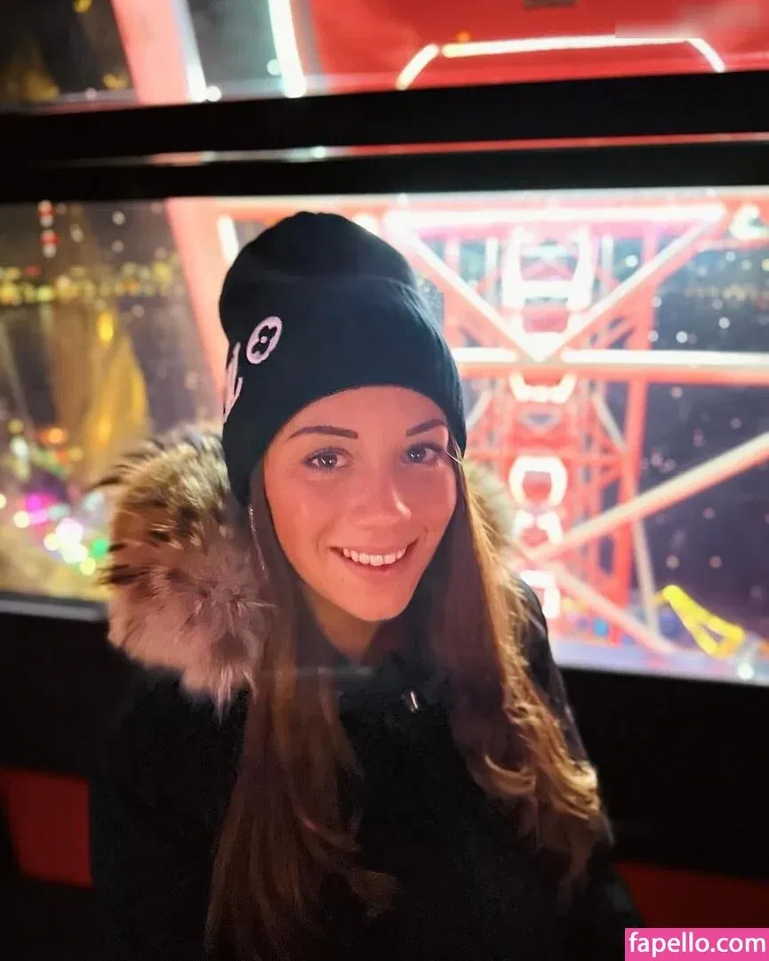 Facialize Me Onlyfans Photo Gallery 