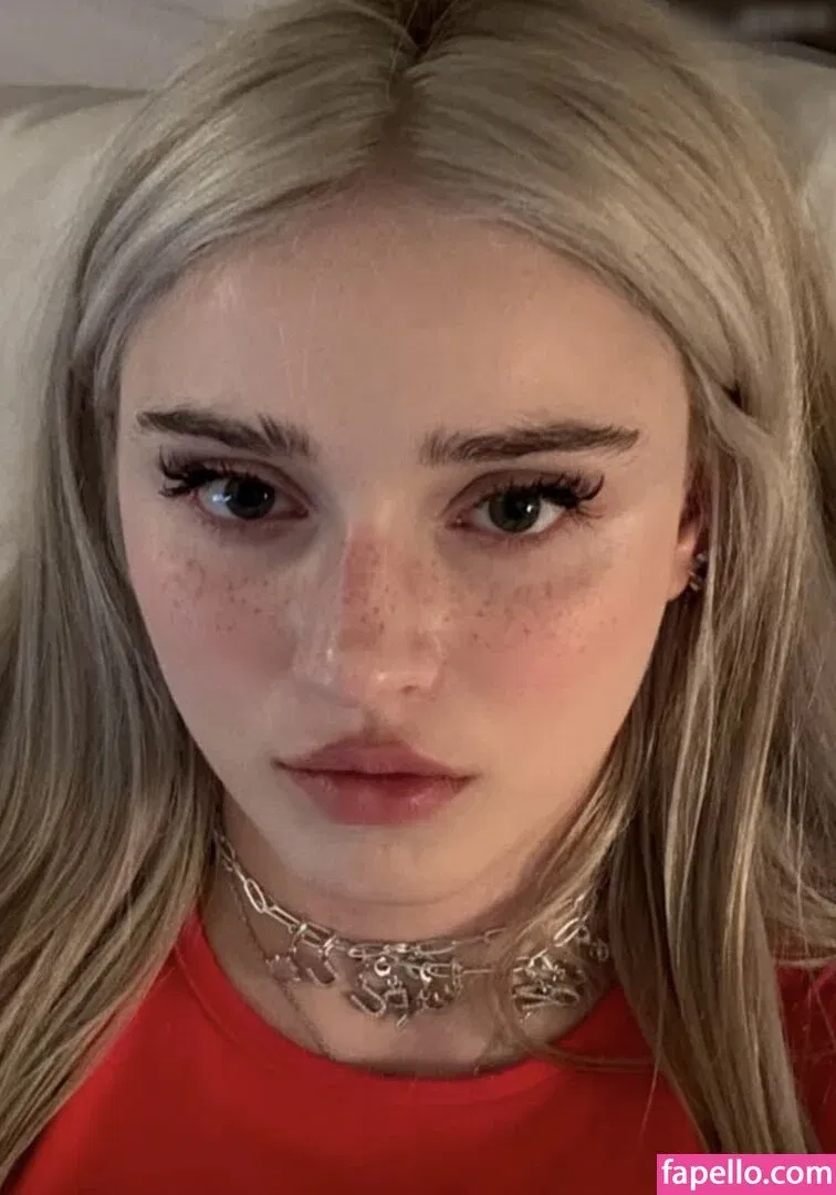 Facialize Me Onlyfans Photo Gallery 