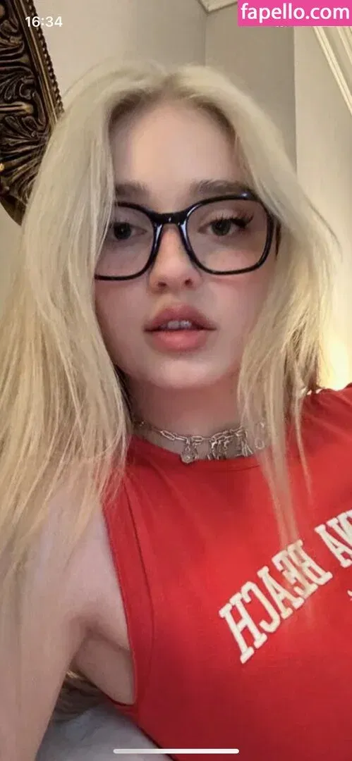 Facialize Me Onlyfans Photo Gallery 