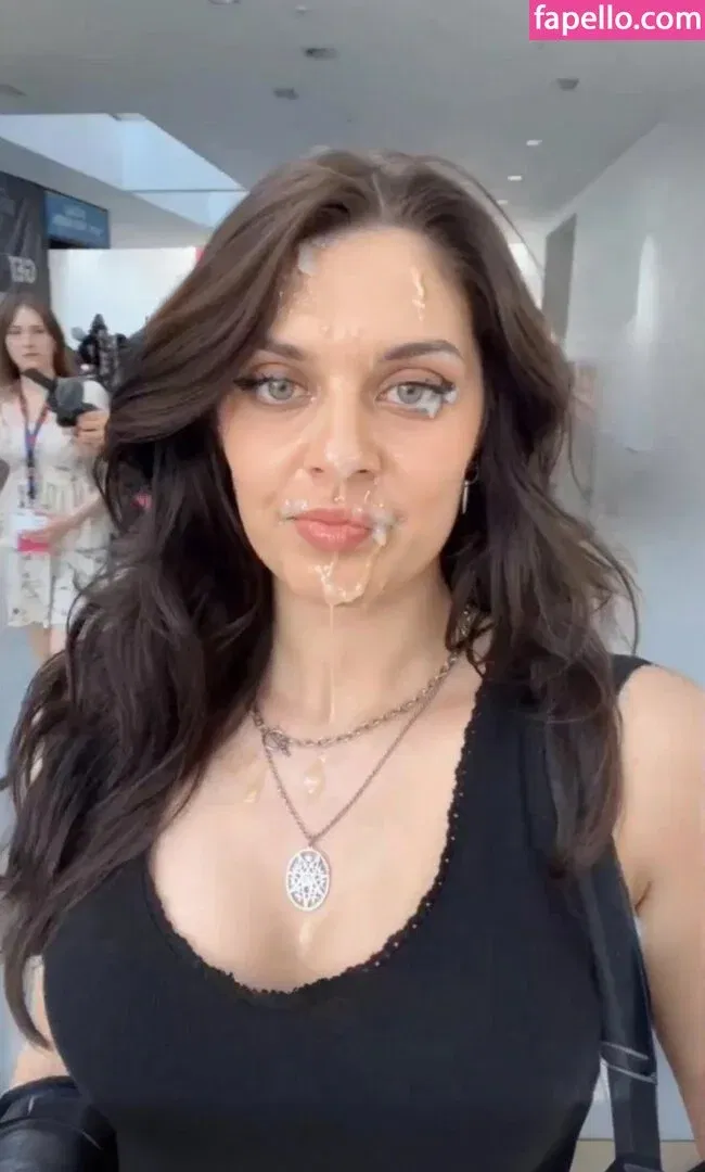 Facialize Me Onlyfans Photo Gallery 