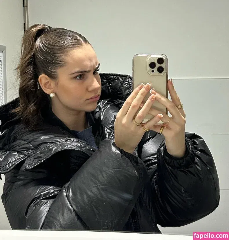 Facialize Me Onlyfans Photo Gallery 