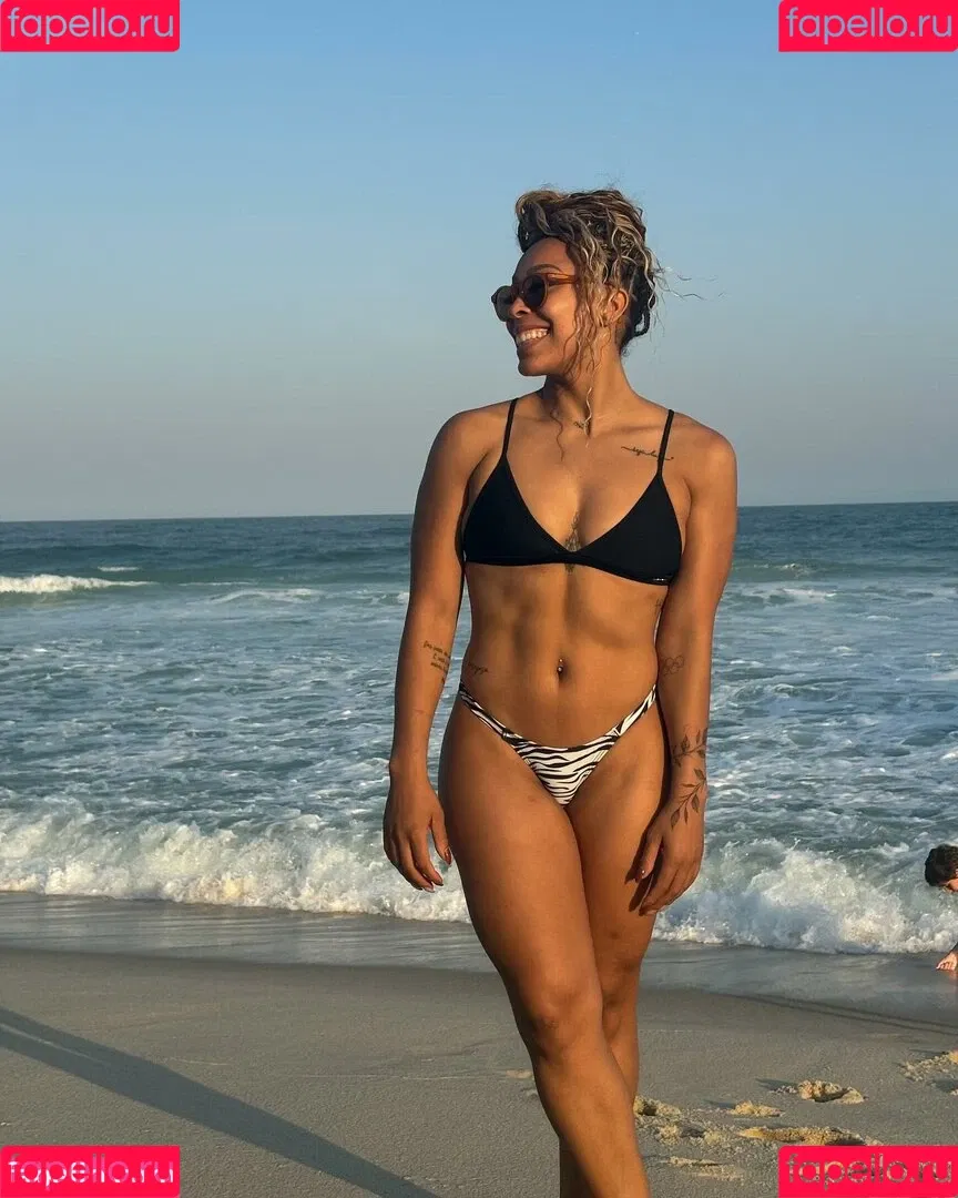 Lorrane Dos Santos Onlyfans Photo Gallery 