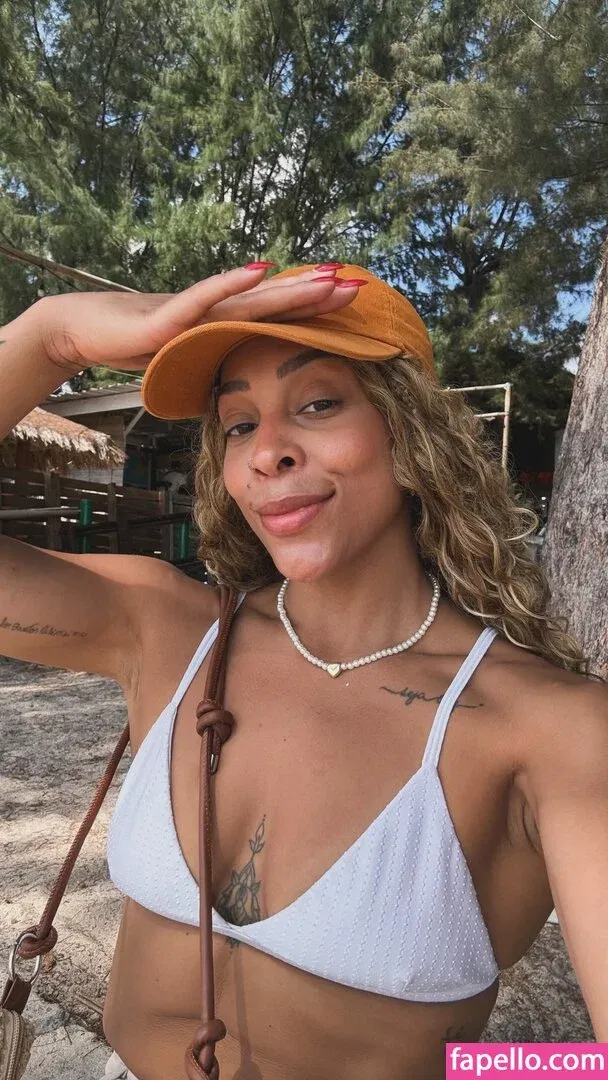 Lorrane Dos Santos Onlyfans Photo Gallery 