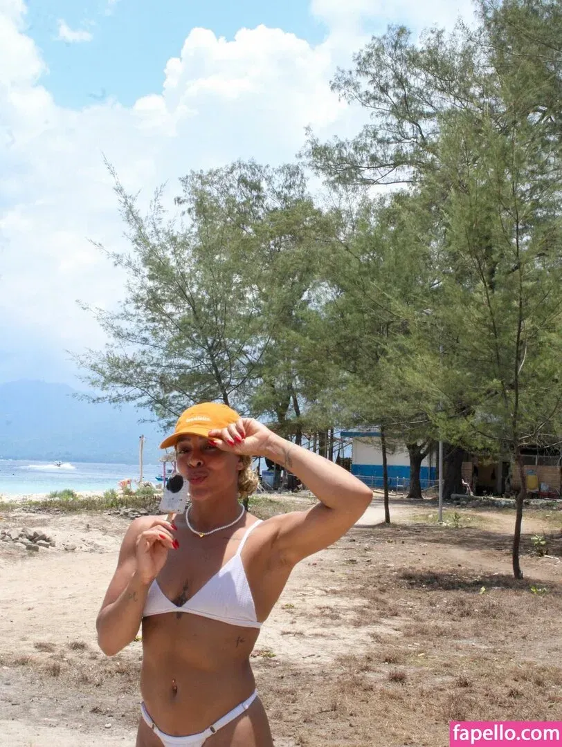 Lorrane Dos Santos Onlyfans Photo Gallery 