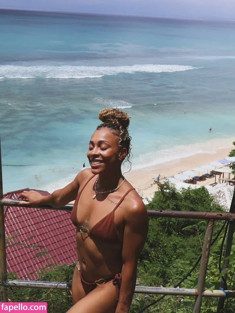 Lorrane Dos Santos Onlyfans Photo Gallery 