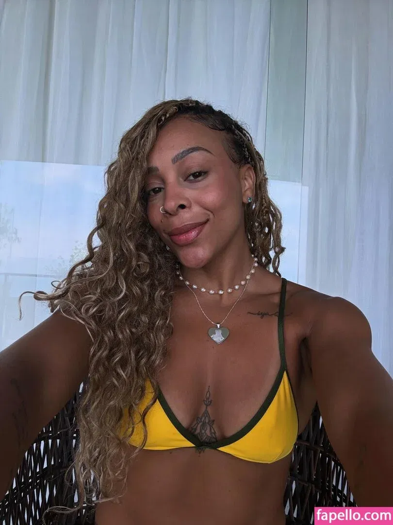 Lorrane Dos Santos Onlyfans Photo Gallery 