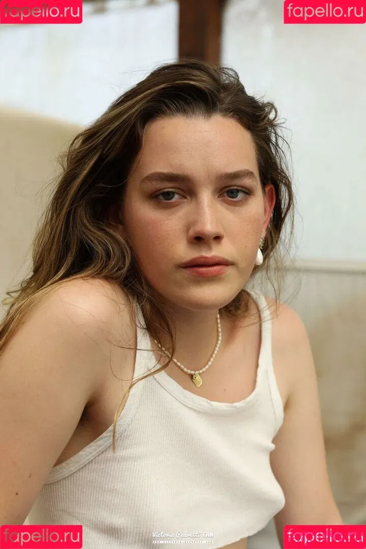 Victoria Pedretti Onlyfans Photo Gallery 