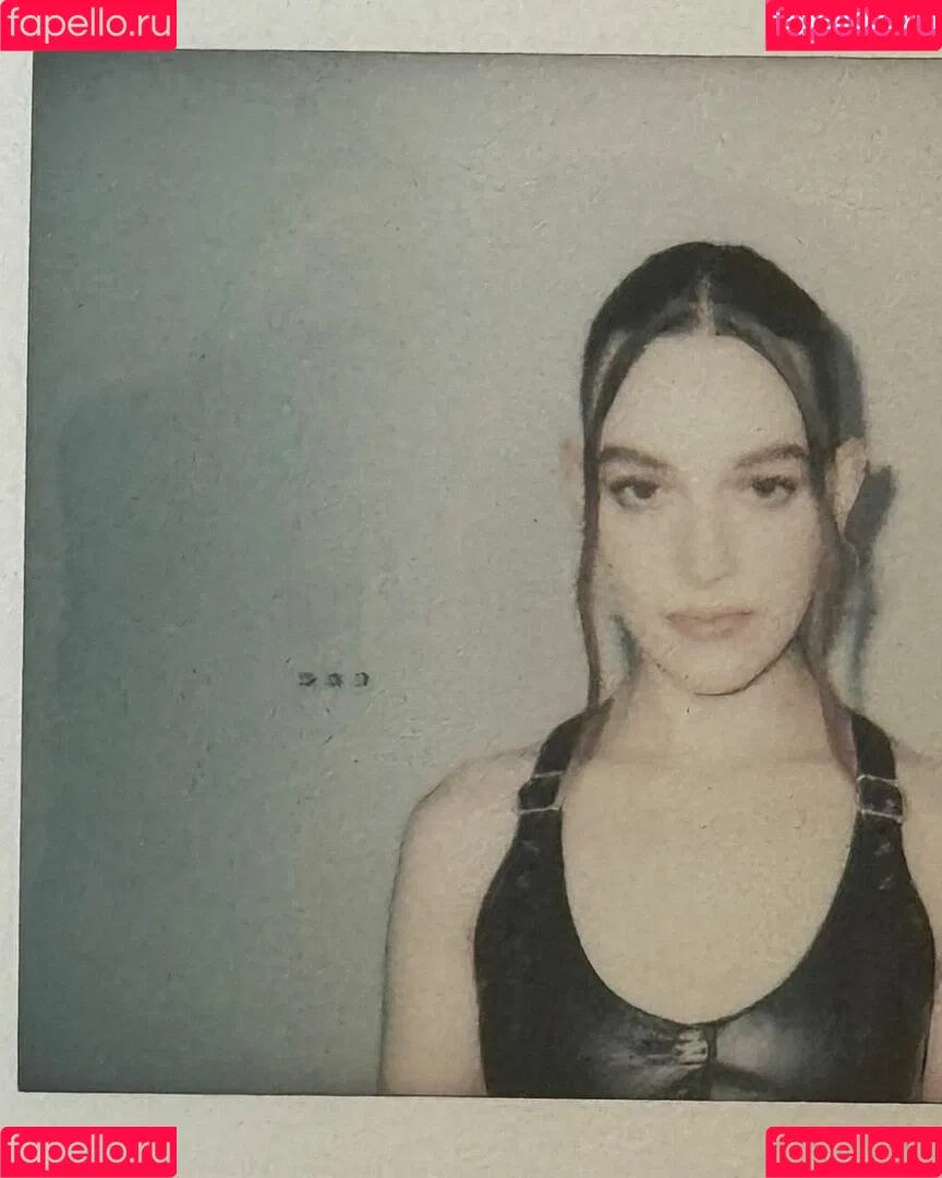 Victoria Pedretti Onlyfans Photo Gallery 